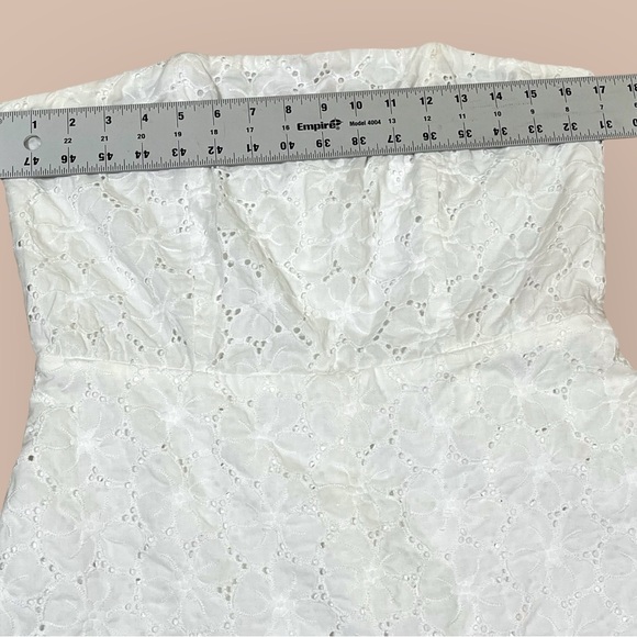 NWOT Altar'd state Baylyn Eyelet Romper - Picture 5 of 9